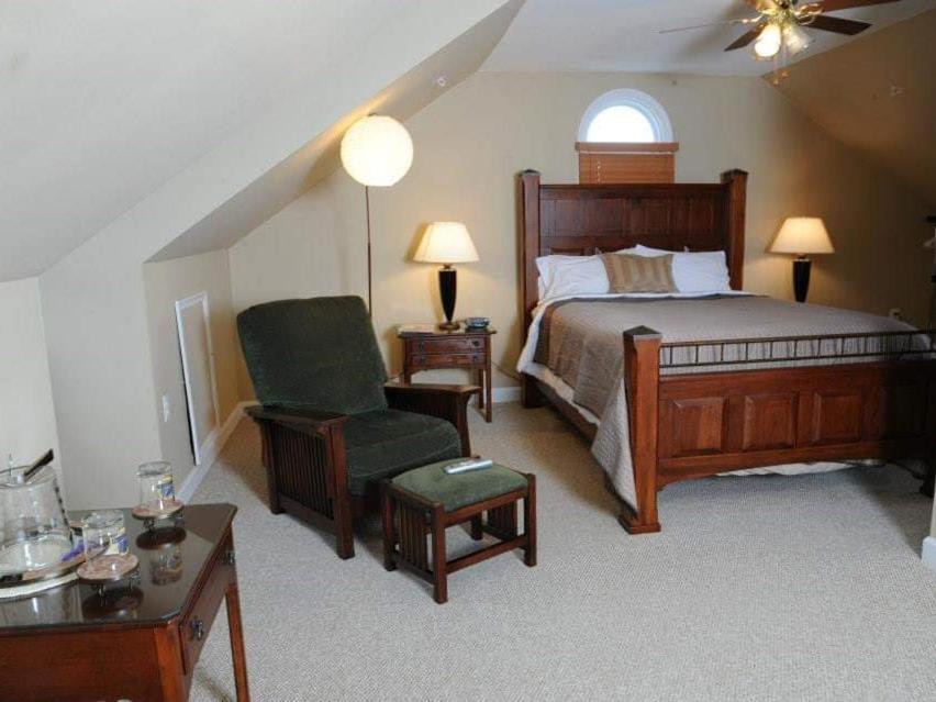 Blue Heron Inn - A Bed And Breakfast Llc ソロモンズ エクステリア 写真